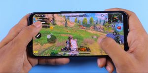 Game play screen on mobile phone